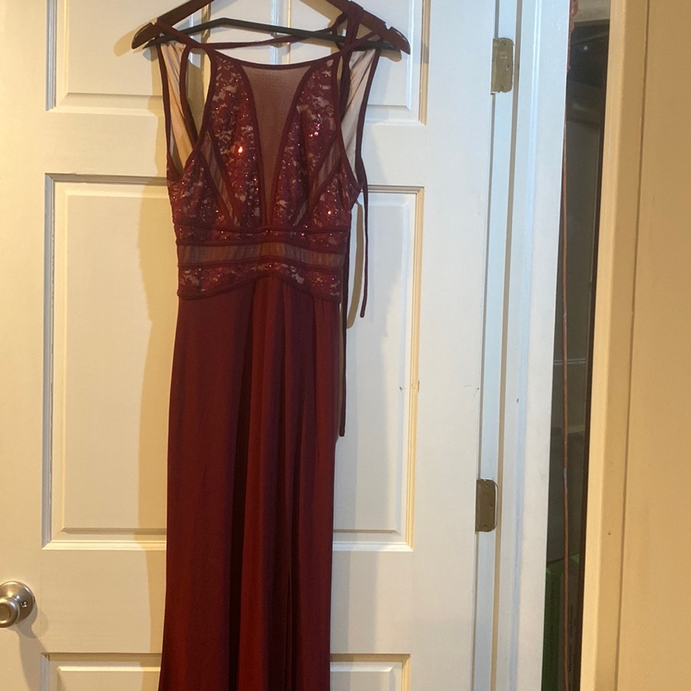 Morgan & Co Burgundy Evening Dress, Sz3/4